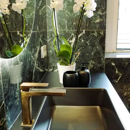 شقة Elegante In Porta Venezia A *